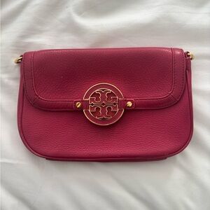 Elegant Pink Leather Tory Burch Clutch